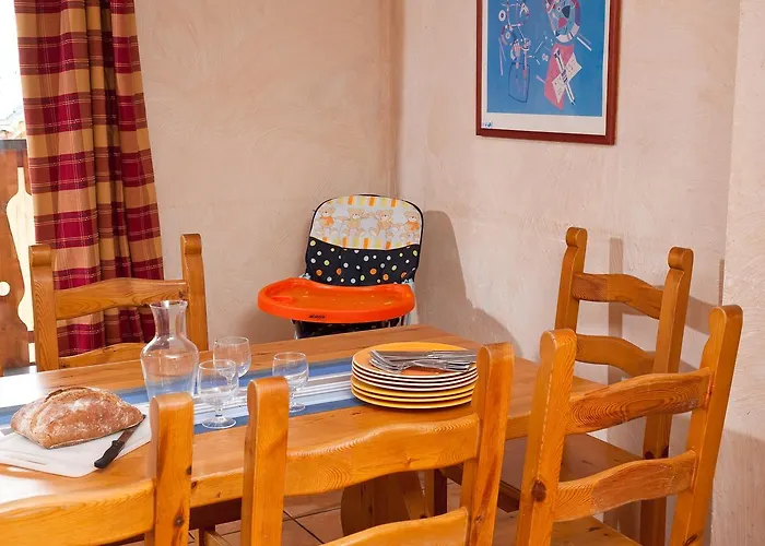 Madame Les Des Alpages