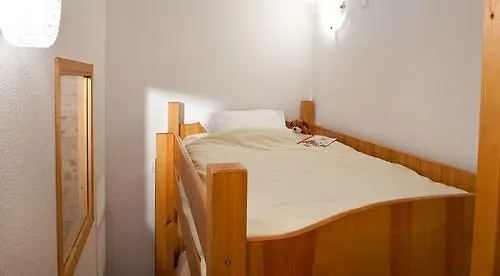 Madame Les Des Alpages