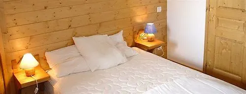 Madame Les Des Alpages