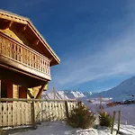 Madame Les Des Alpages Chalet *